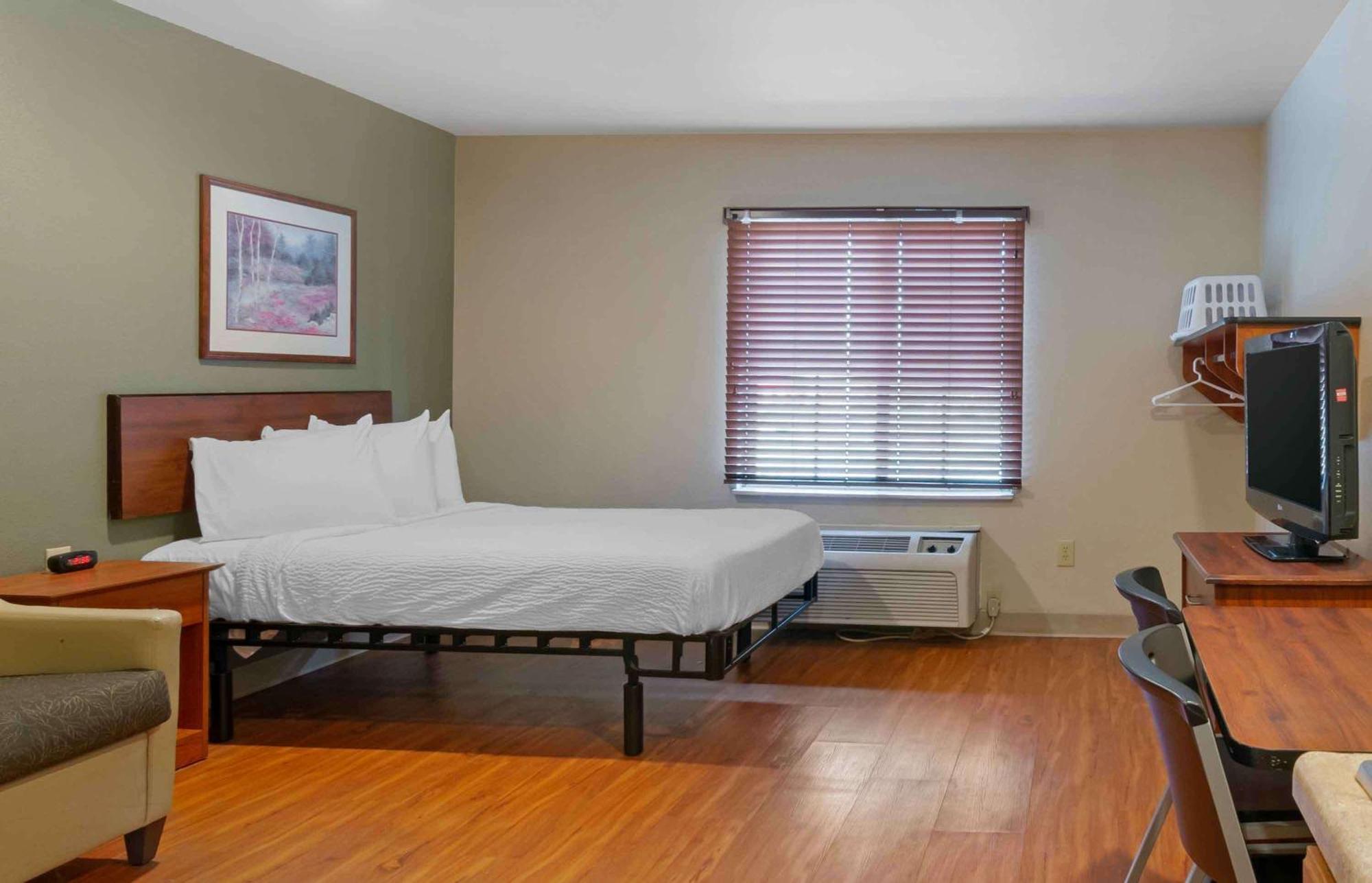 Extended Stay America Select Suites - Kansas City - South - I-49 Εξωτερικό φωτογραφία
