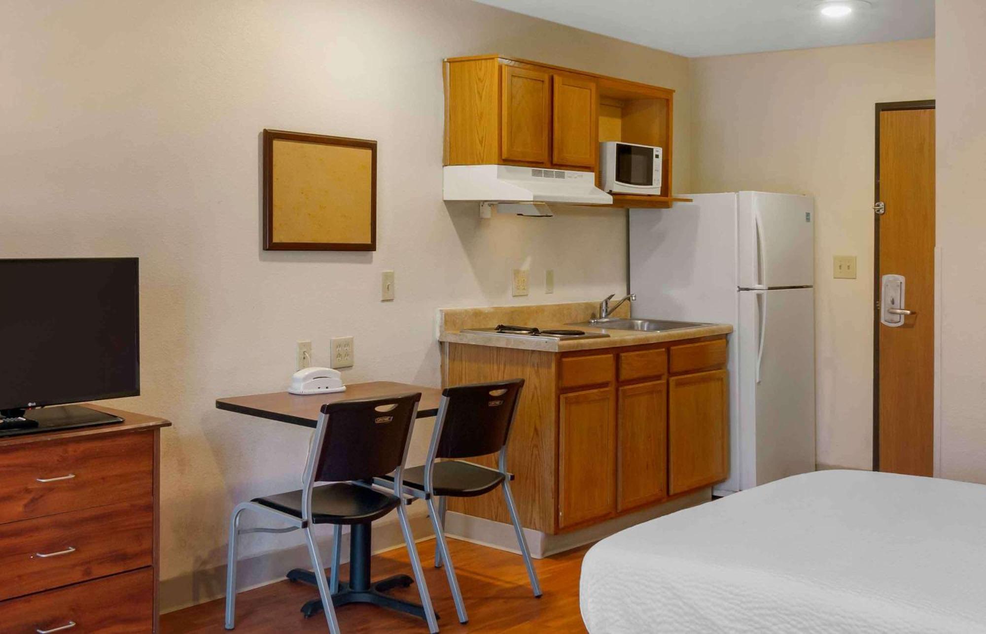 Extended Stay America Select Suites - Kansas City - South - I-49 Εξωτερικό φωτογραφία